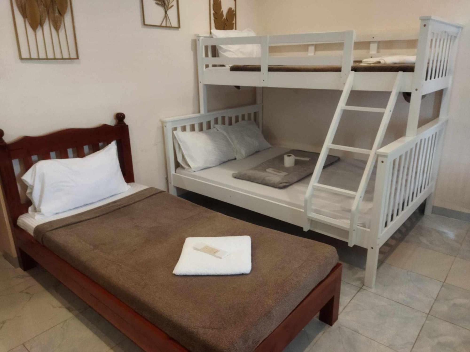 Elnora Delmar Travellers Inn Сикиджор Екстериор снимка
